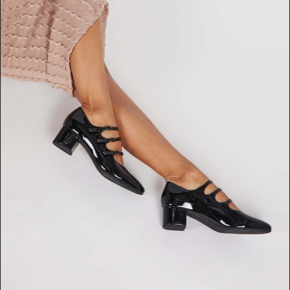 NIB Intentionally ____ (blank) Piano leather triple strap Mary Jane heels size 8 - Picture 3 of 7